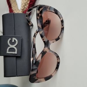 NEW DOLCE & GABBANA DG 4308 3120/13 TORTOICE AUTHENTIC SUNGLASSES 53-20Brand